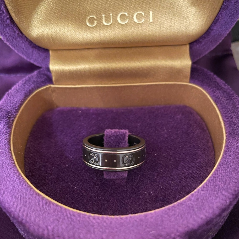 Gucci Icon Thin Band - Black Metal and White Gold